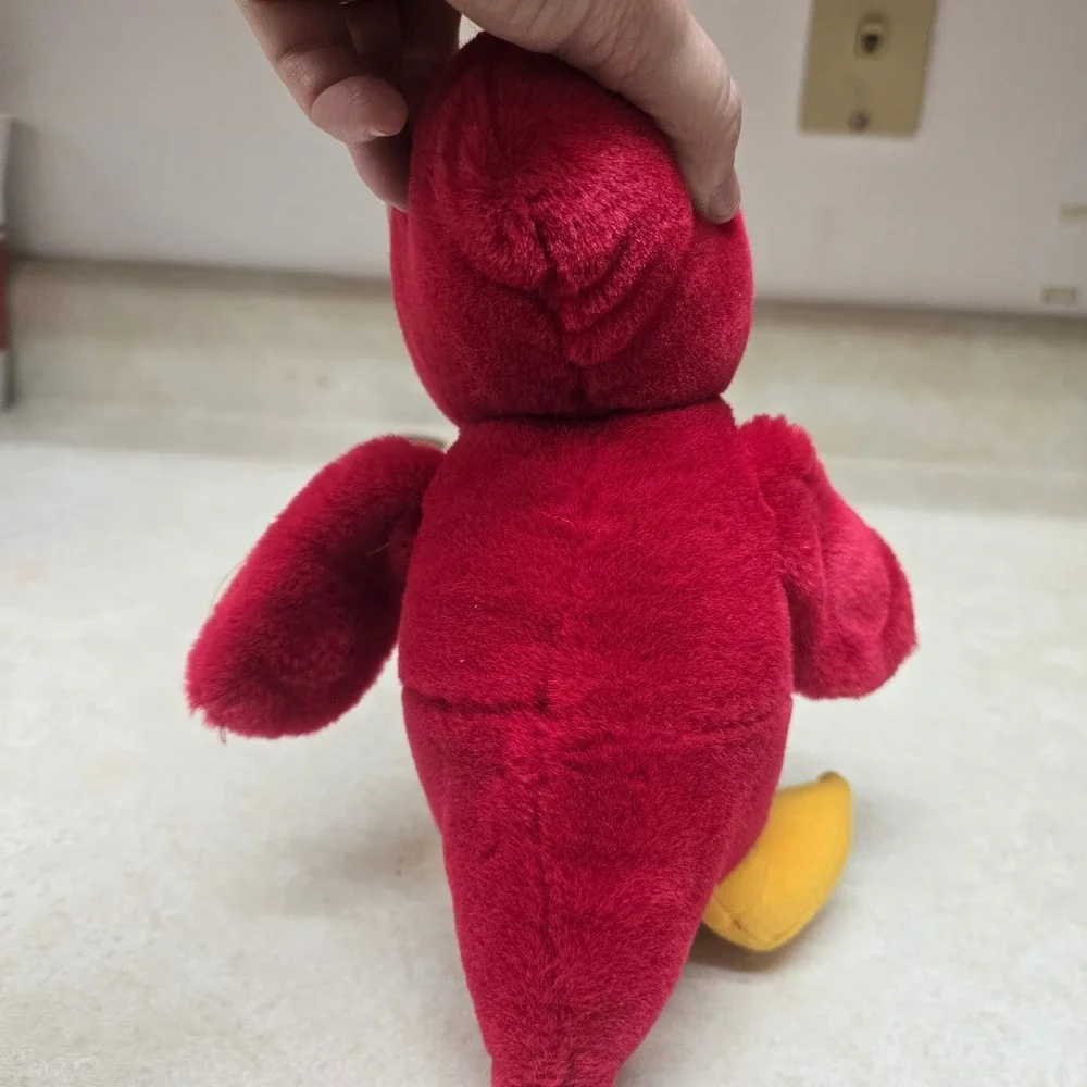 Animal Kingdom St. Louis Cardinal Bird Plush Red Suction Cup Wings 9.5 inch 8685